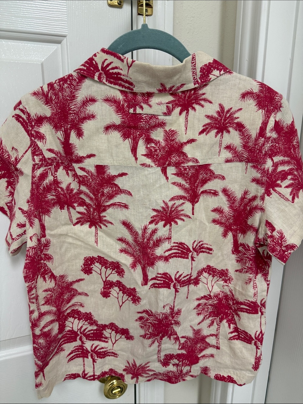 Women's Red Palm-Print Button-Up Blouse - Picture 4 of 4